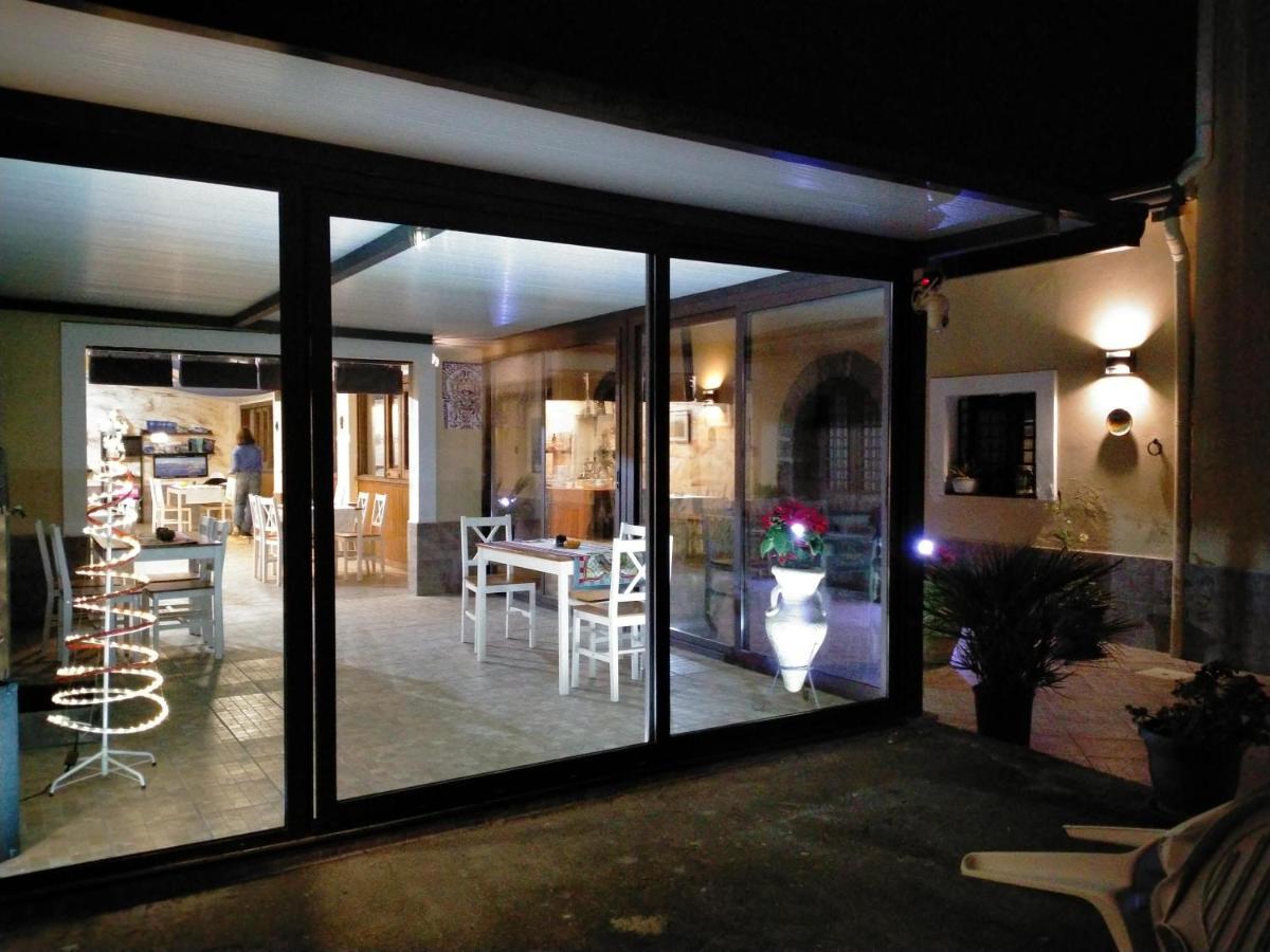 Villa Laura Apartment Giardini Naxos Εξωτερικό φωτογραφία