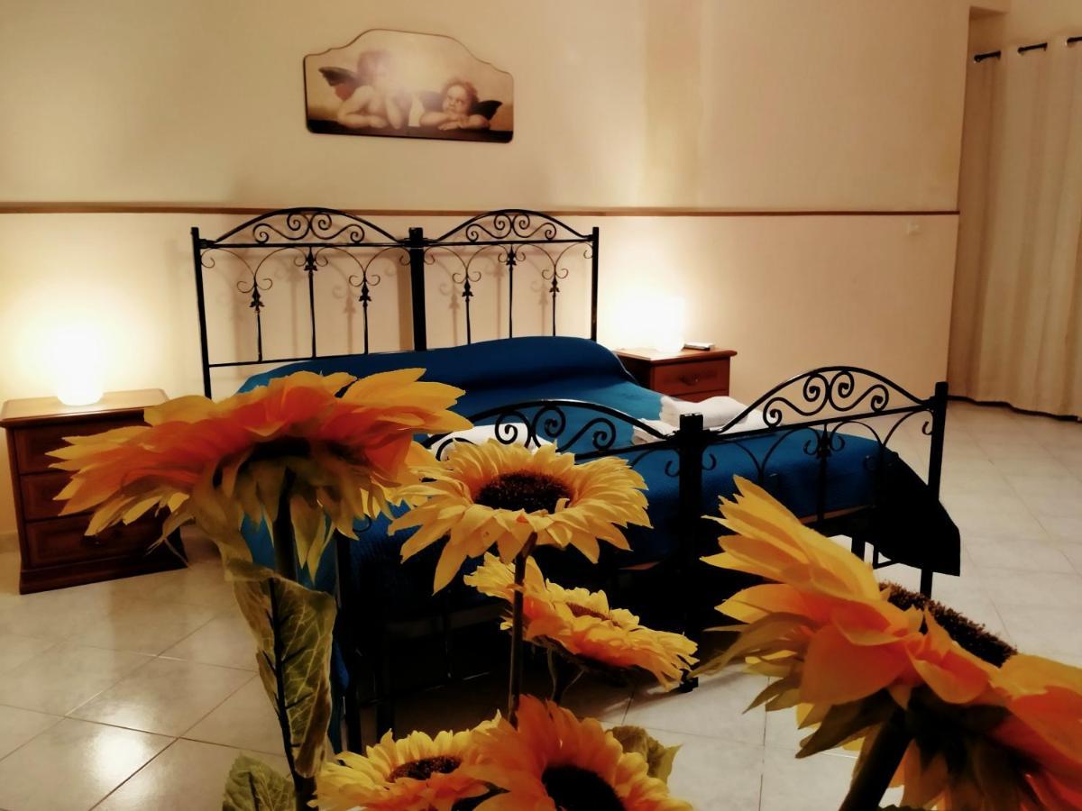 Villa Laura Apartment Giardini Naxos Εξωτερικό φωτογραφία