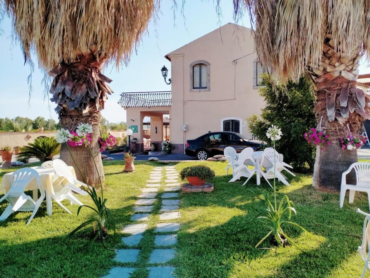 Villa Laura Apartment Giardini Naxos Εξωτερικό φωτογραφία