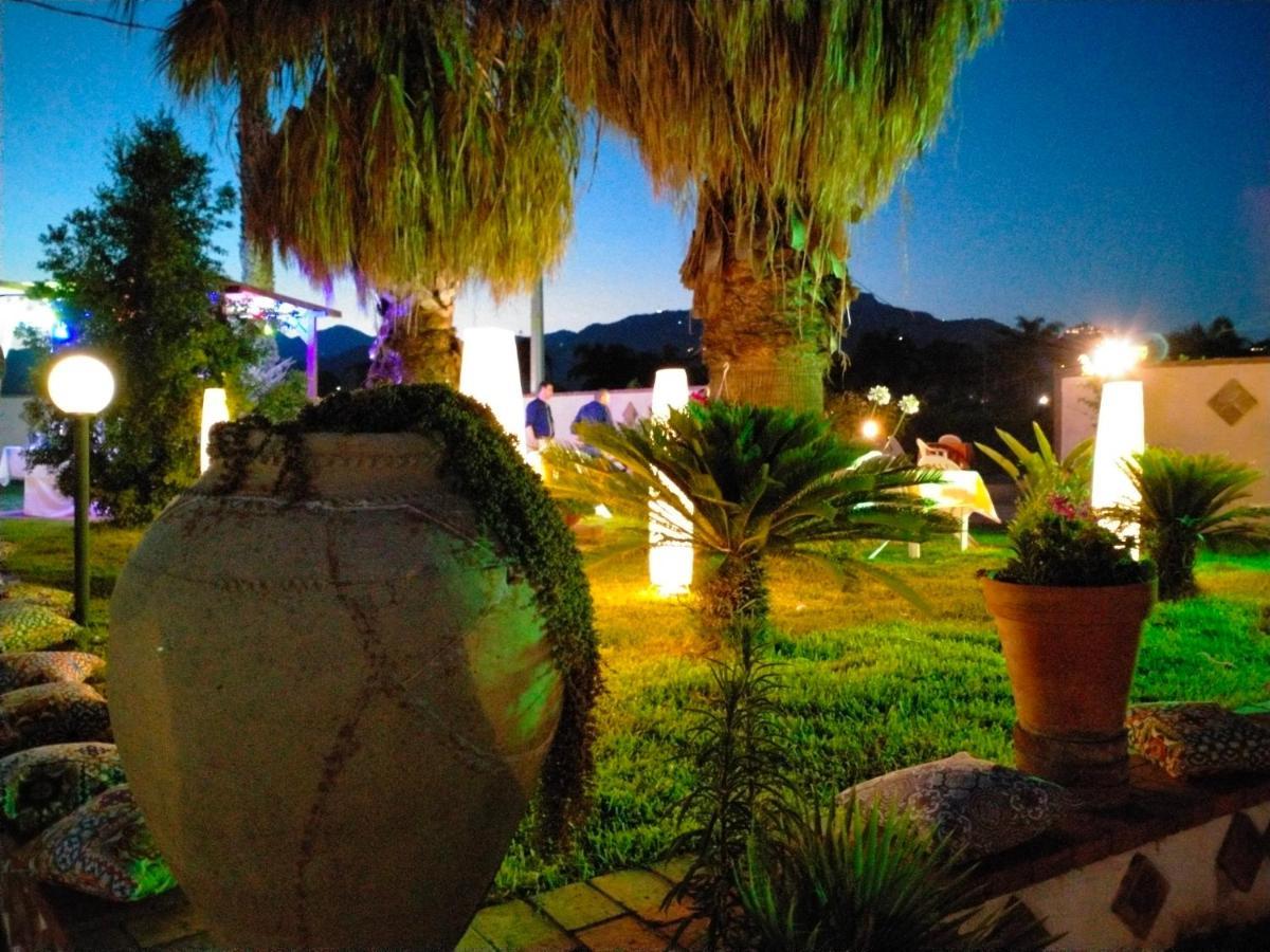 Villa Laura Apartment Giardini Naxos Εξωτερικό φωτογραφία