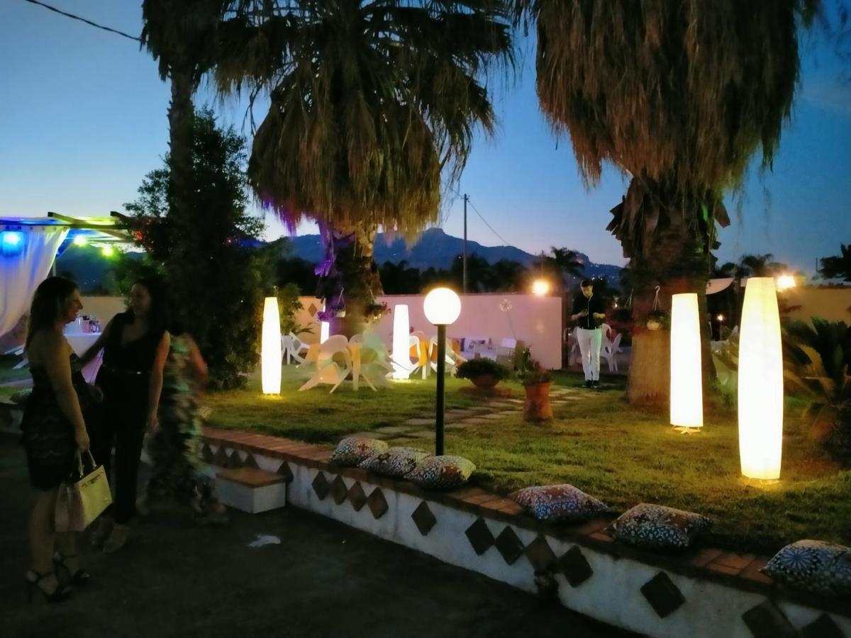Villa Laura Apartment Giardini Naxos Εξωτερικό φωτογραφία