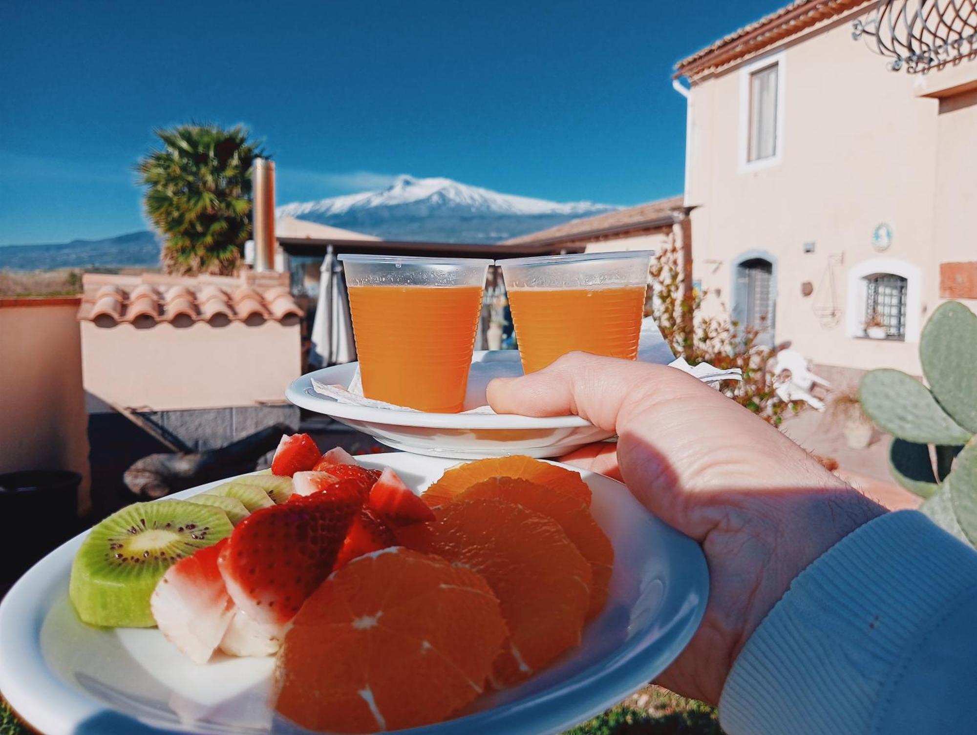 Villa Laura Apartment Giardini Naxos Εξωτερικό φωτογραφία