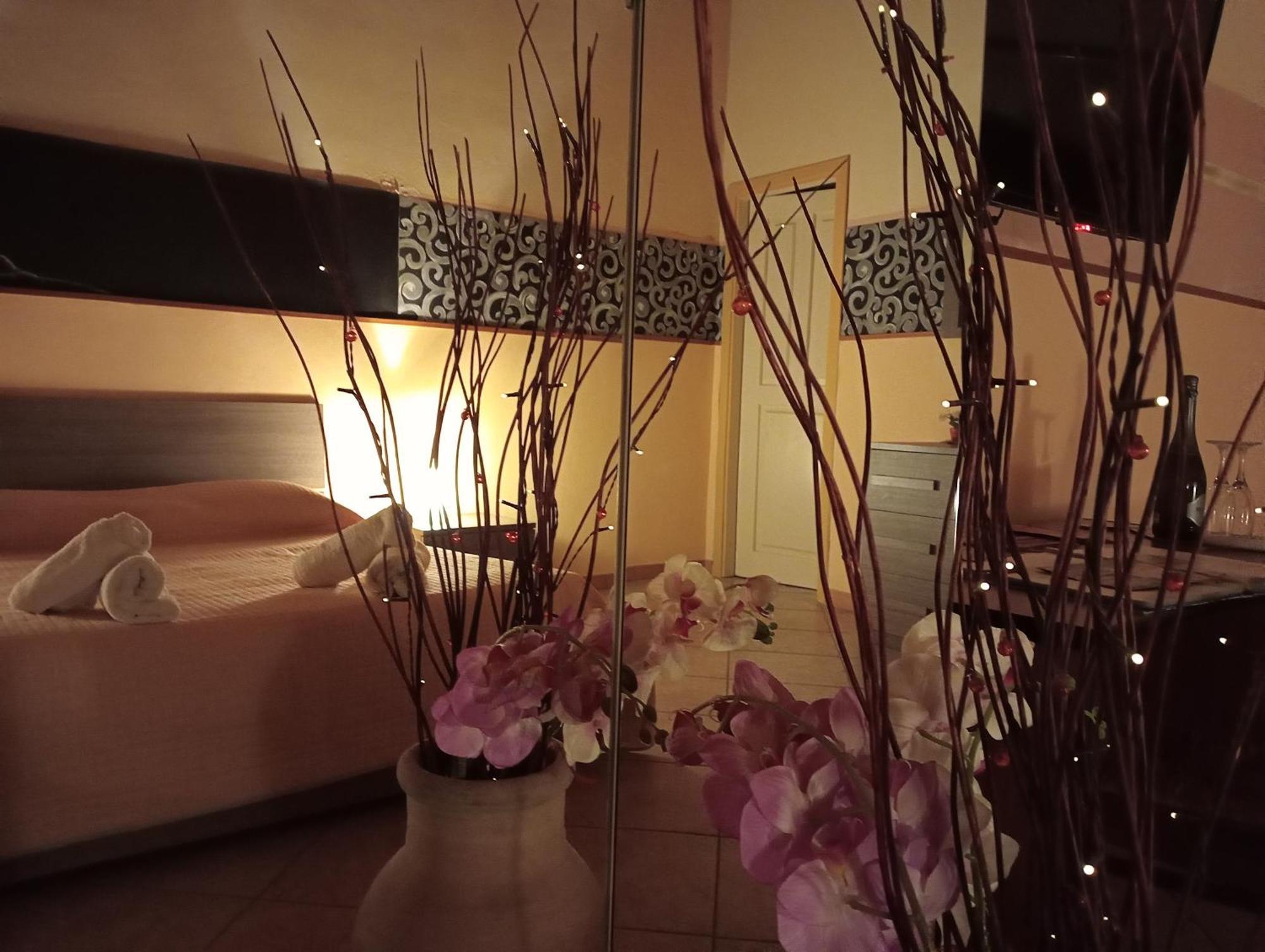 Villa Laura Apartment Giardini Naxos Εξωτερικό φωτογραφία
