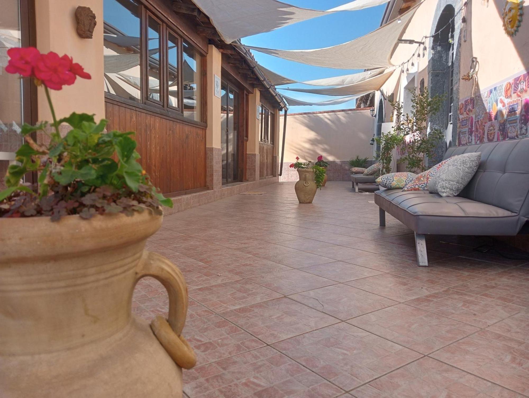 Villa Laura Apartment Giardini Naxos Εξωτερικό φωτογραφία