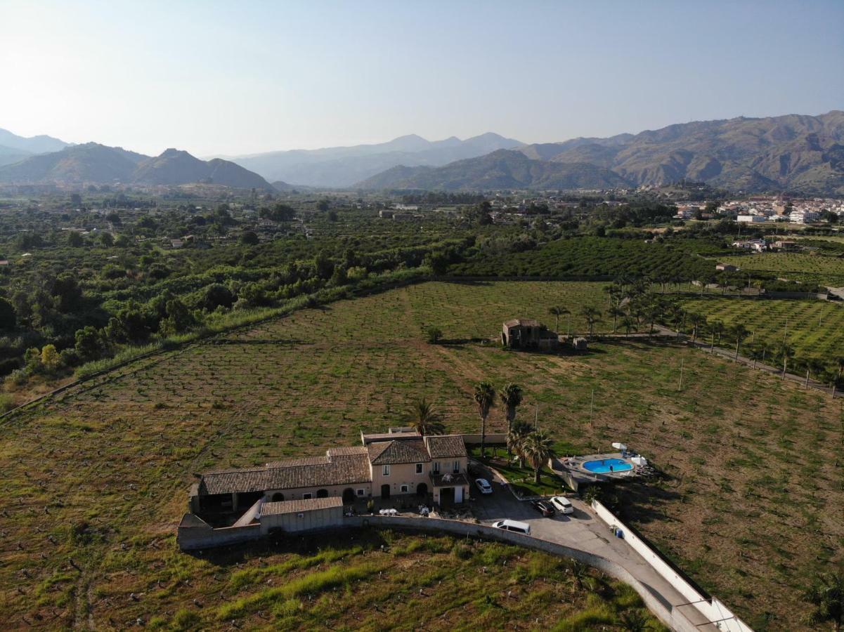Villa Laura Apartment Giardini Naxos Εξωτερικό φωτογραφία