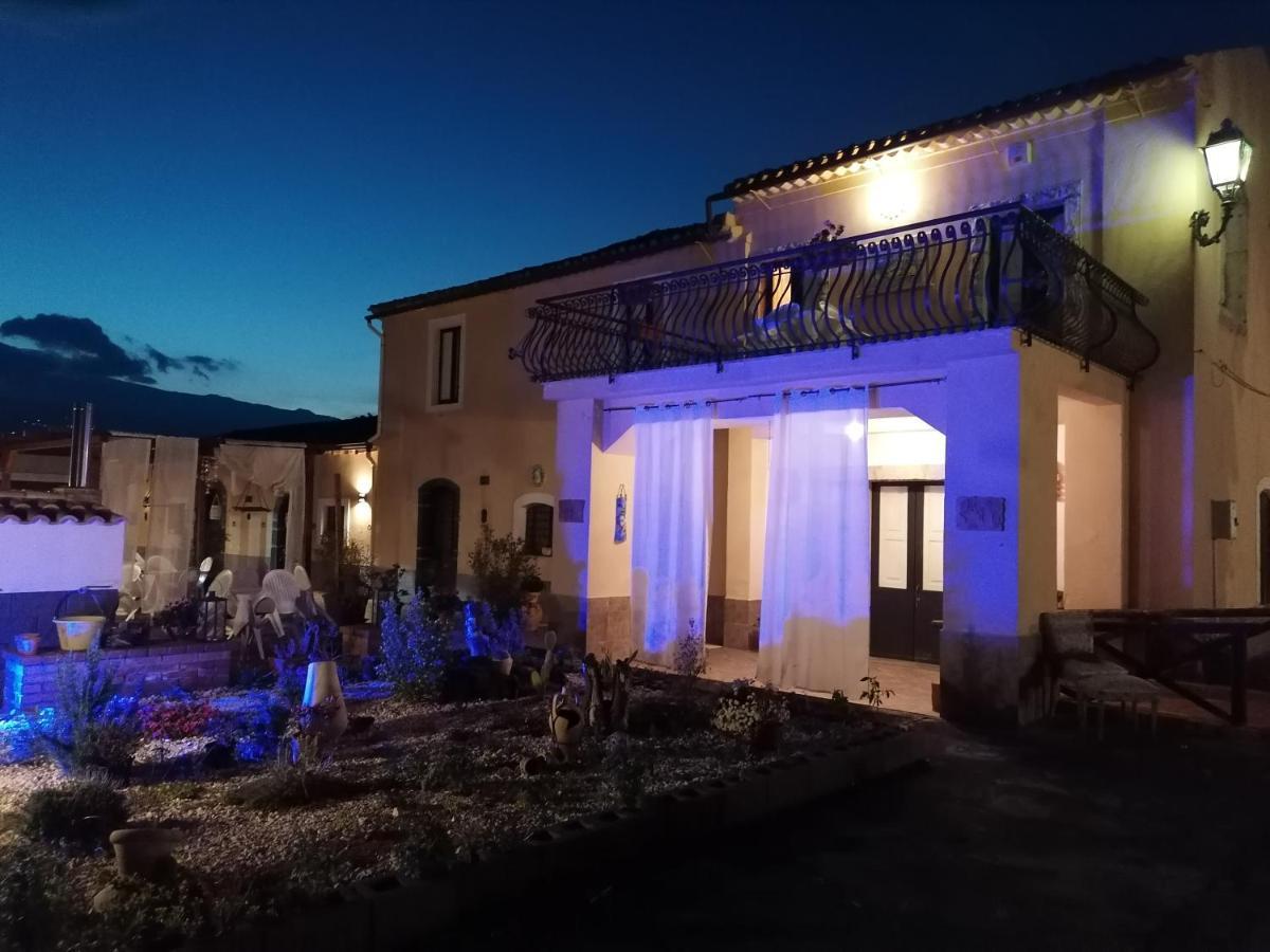 Villa Laura Apartment Giardini Naxos Εξωτερικό φωτογραφία